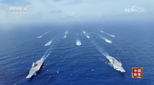 天盈财富 一舰一机→深蓝铁翼 人民海军用航迹绘就“挺进深蓝”壮阔图景